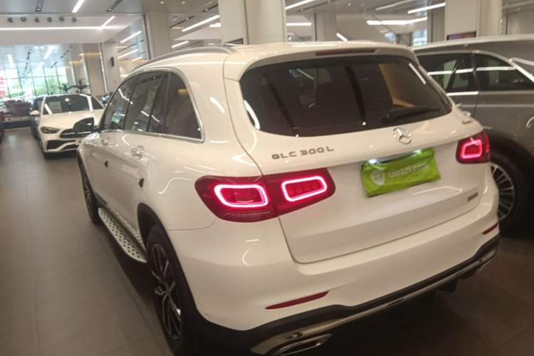 Used Mercedes-Benz GLC 2020 GLC 300 L 4MATIC Dynamic Edition Rear Left 45 Deg