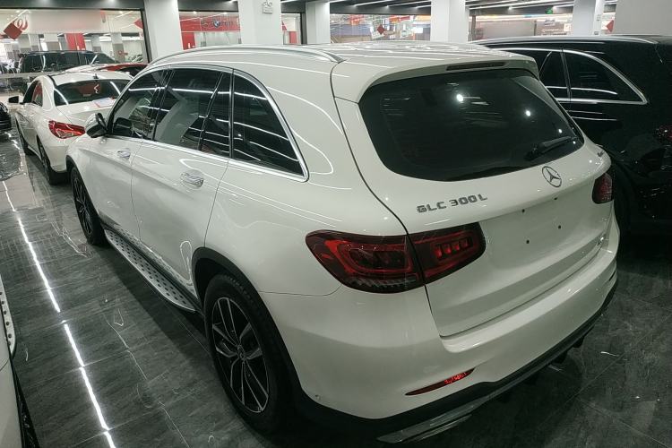 Used Mercedes-Benz GLC 2020 GLC 300 L 4MATIC Dynamic Edition Rear Left 45 Deg