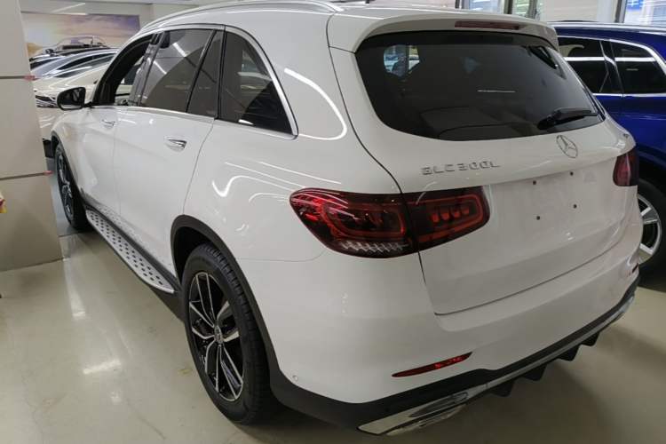 Used Mercedes-Benz GLC 2020 Facelift GLC 300 L 4MATIC Dynamic Edition Rear Left 45 Deg