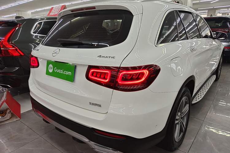 Used Mercedes-Benz GLC 2020 Facelifted GLC 260 L 4MATIC Dynamic Edition Rear Right 45 Deg