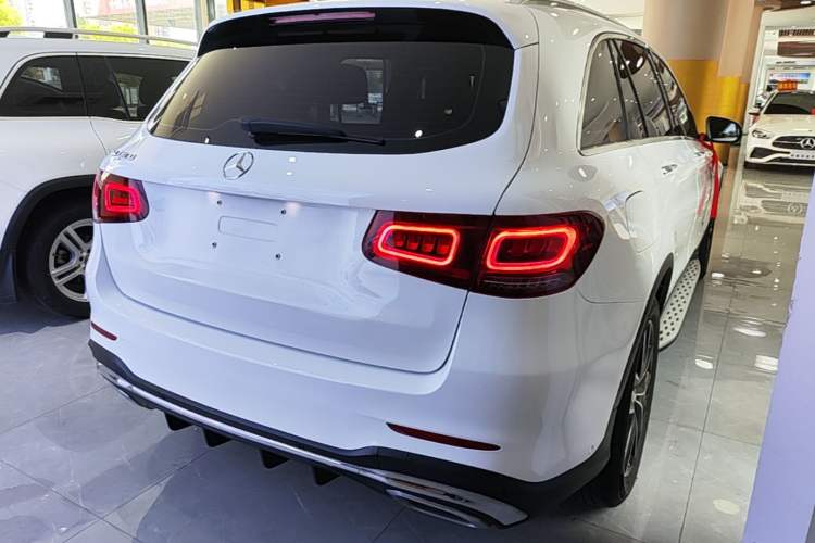 Used Mercedes-Benz GLC 2020 GLC 300 L 4MATIC Dynamic Edition Rear Right 45 Deg