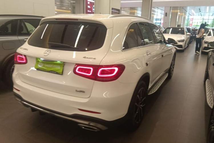 Used Mercedes-Benz GLC 2020 GLC 300 L 4MATIC Dynamic Edition Rear Right 45 Deg
