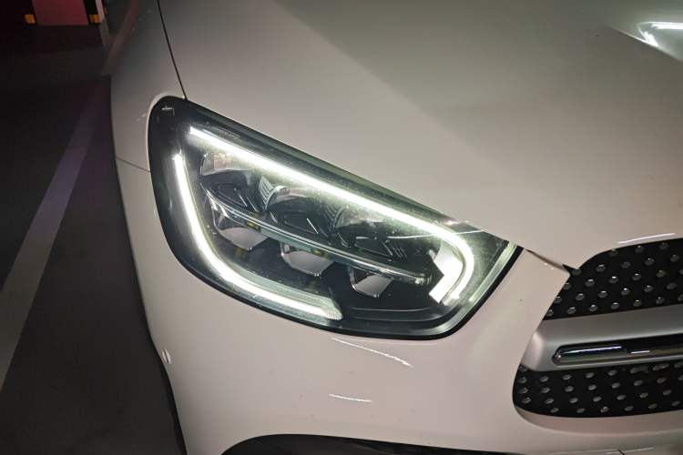 Used Mercedes-Benz GLC 2020 GLC 260 L 4MATIC Luxury Model Right Front Headlight