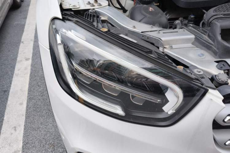 Used Mercedes-Benz GLC 2020 GLC 260 L 4MATIC Dynamic Model Right Front Headlight