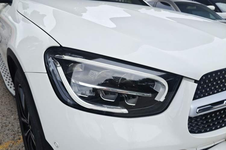 Used Mercedes-Benz GLC 2020 Facelift GLC 260 L 4MATIC Luxury Edition Right Front Headlight