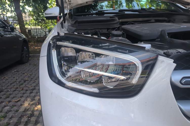 Used Mercedes-Benz GLC 2020 GLC 260 L 4MATIC Dynamic Model Right Front Headlight
