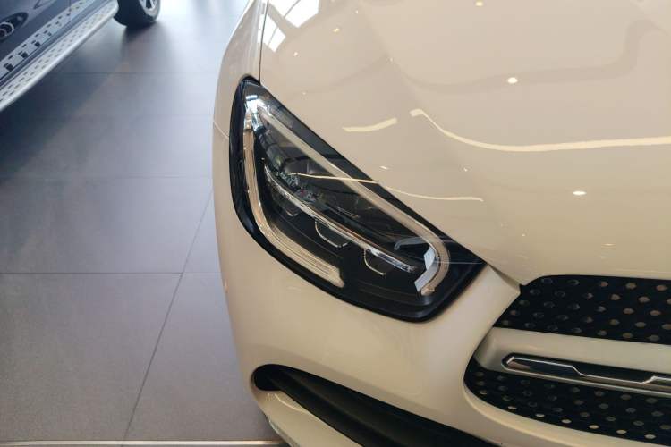 Used Mercedes-Benz GLC 2020 GLC 300 L 4MATIC Dynamic Edition Right Front Headlight