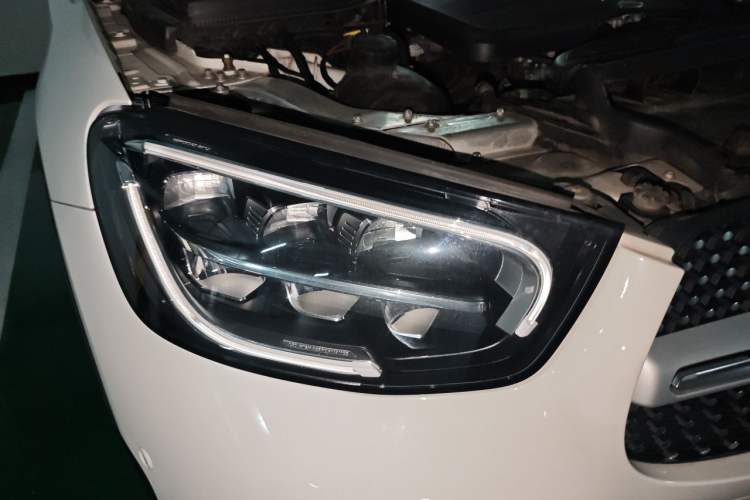 Used Mercedes-Benz GLC 2020 GLC 260 L 4MATIC Luxury Model Right Front Headlight