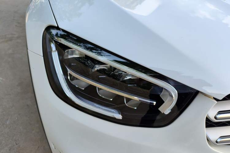 Used Mercedes-Benz GLC 2020 Facelifted GLC 260 L 4MATIC Dynamic Edition Right Front Headlight