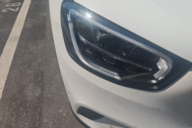 Used Mercedes-Benz GLC 2020 Facelifted GLC 260 L 4MATIC Dynamic Edition Right Front Headlight