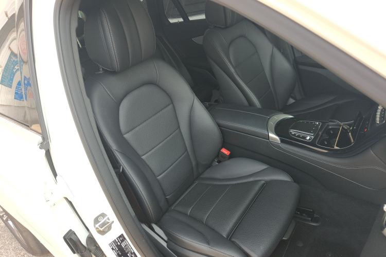 Used Mercedes-Benz GLC 2020 Facelifted GLC 260 L 4MATIC Dynamic Edition Right Front Seat
