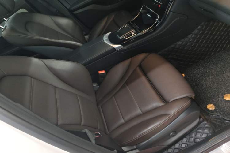 Used Mercedes-Benz GLC 2020 Facelifted GLC 260 L 4MATIC Dynamic Edition Right Front Seat
