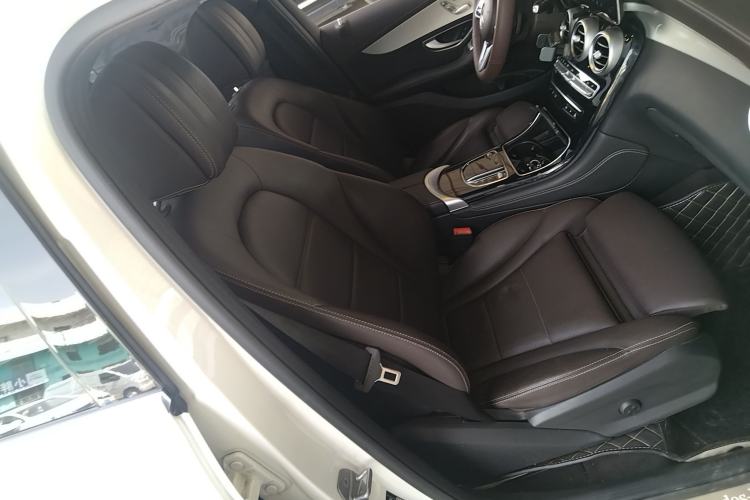 Used Mercedes-Benz GLC 2020 Facelifted GLC 260 L 4MATIC Dynamic Edition Right Front Seat