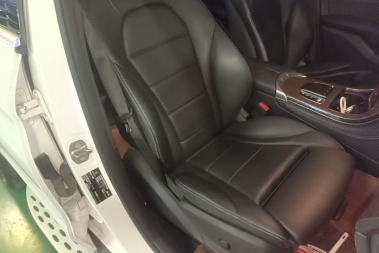 Used Mercedes-Benz GLC 2020 Facelift GLC 300 L 4MATIC Dynamic Edition Right Front Seat