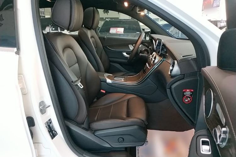 Used Mercedes-Benz GLC 2020 GLC 300 L 4MATIC Dynamic Edition Right Front Seat