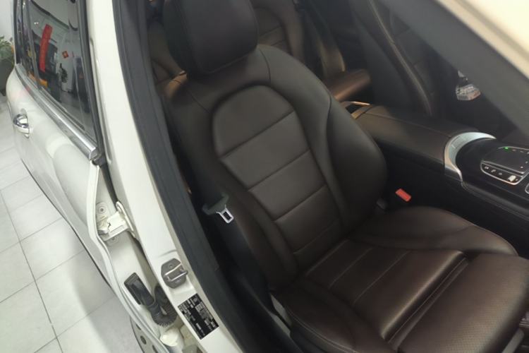 Used Mercedes-Benz GLC 2020 Facelifted GLC 260 L 4MATIC Dynamic Edition Right Front Seat