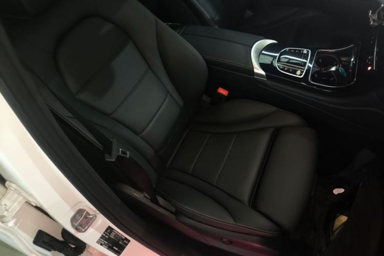 Used Mercedes-Benz GLC 2020 Facelifted GLC 260 L 4MATIC Dynamic Edition Right Front Seat