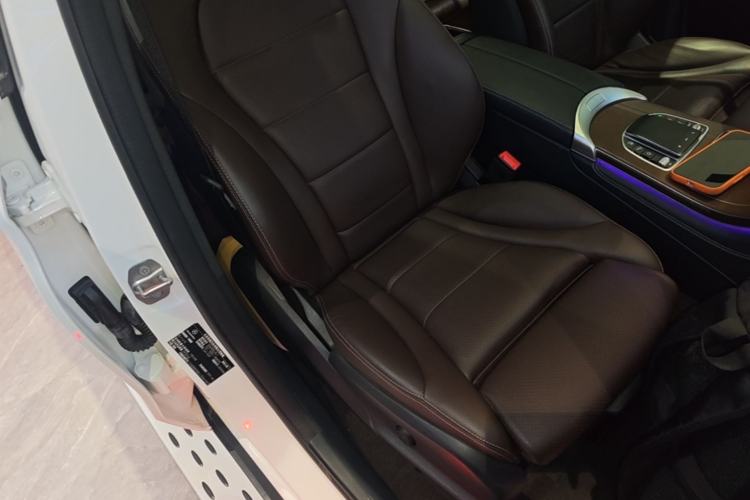 Used Mercedes-Benz GLC 2020 Facelift GLC 300 L 4MATIC Dynamic Edition Right Front Seat