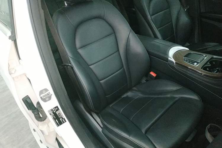 Used Mercedes-Benz GLC 2020 GLC 300 L 4MATIC Dynamic Edition Right Front Seat