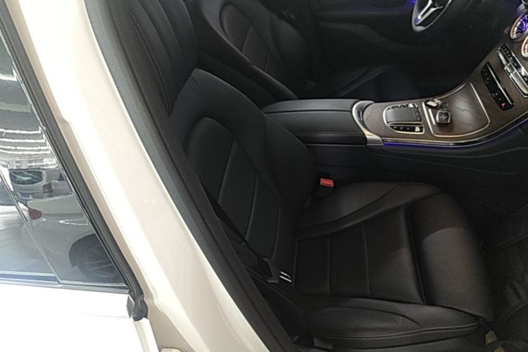 Used Mercedes-Benz GLC 2020 GLC 300 L 4MATIC Dynamic Edition Right Front Seat