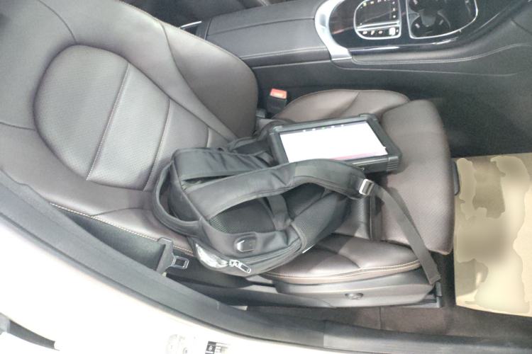 Used Mercedes-Benz GLC 2020 Facelifted GLC 260 L 4MATIC Dynamic Edition Right Front Seat