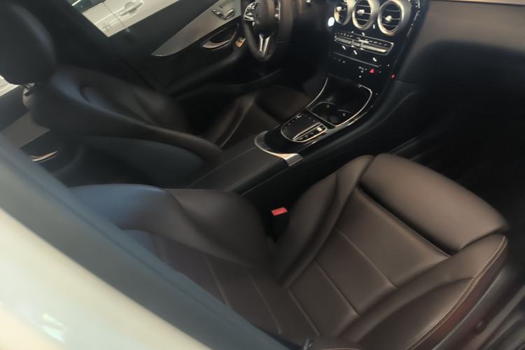 Used Mercedes-Benz GLC 2020 Facelifted GLC 260 L 4MATIC Dynamic Edition Right Front Seat