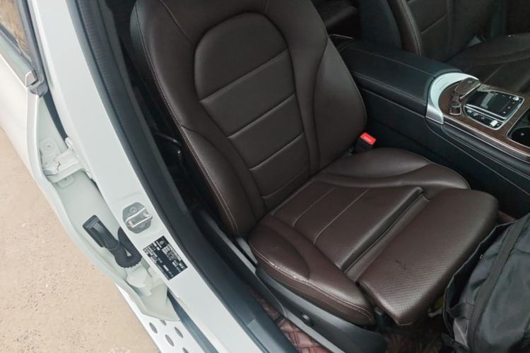 Used Mercedes-Benz GLC 2020 Facelift GLC 300 L 4MATIC Dynamic Edition Right Front Seat