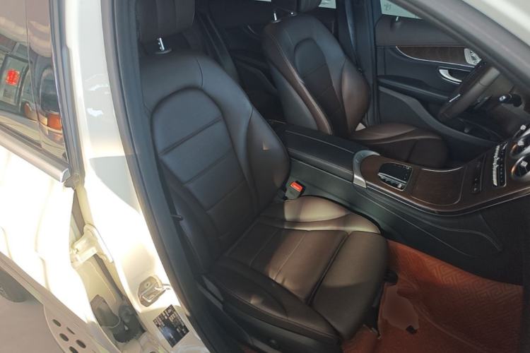Used Mercedes-Benz GLC 2020 GLC 300 L 4MATIC Dynamic Edition Right Front Seat