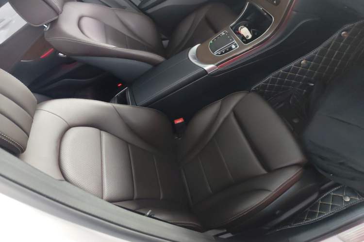 Used Mercedes-Benz GLC 2020 GLC 300 L 4MATIC Dynamic Edition Right Front Seat