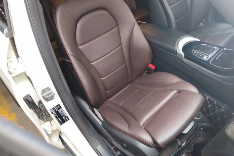Used Mercedes-Benz GLC 2020 GLC 260 L 4MATIC Dynamic Model Right Front Seat