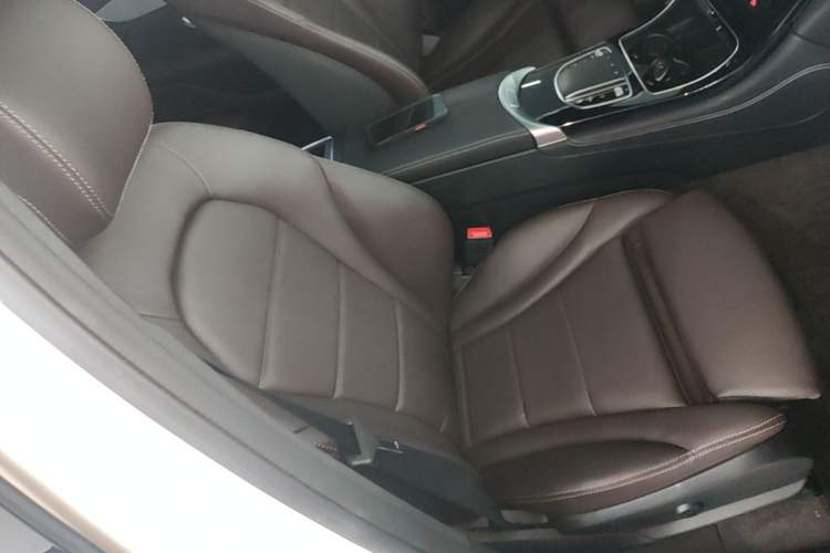 Used Mercedes-Benz GLC 2020 Facelifted GLC 260 L 4MATIC Dynamic Edition Right Front Seat