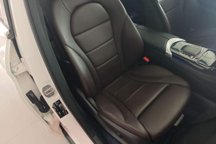 Used Mercedes-Benz GLC 2020 Facelifted GLC 260 L 4MATIC Dynamic Edition Right Front Seat
