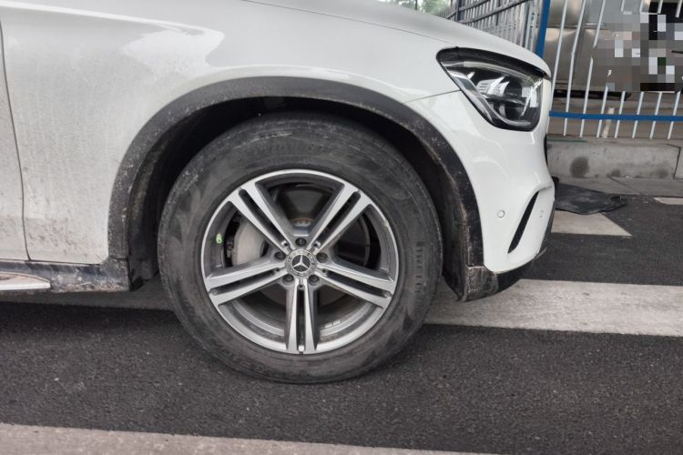 Used Mercedes-Benz GLC 2020 Facelifted GLC 260 L 4MATIC Dynamic Edition Right Front Wheel Hub