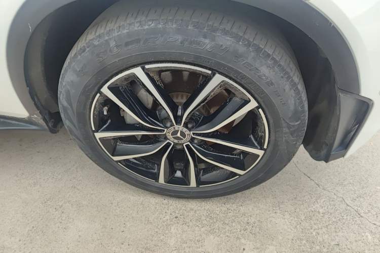 Used Mercedes-Benz GLC 2020 GLC 300 L 4MATIC Dynamic Edition Right Front Wheel Hub