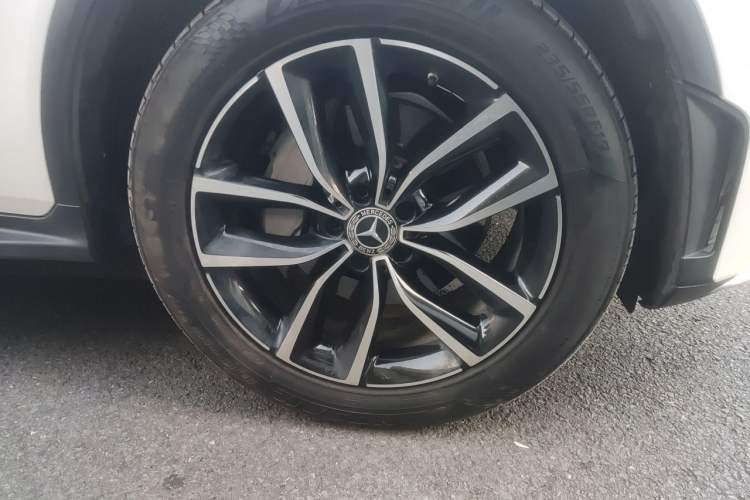 Used Mercedes-Benz GLC 2020 Facelift GLC 300 L 4MATIC Dynamic Edition Right Front Wheel Hub
