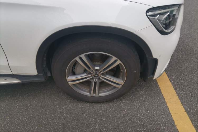 Used Mercedes-Benz GLC 2020 GLC 260 L 4MATIC Luxury Model Right Front Wheel Hub