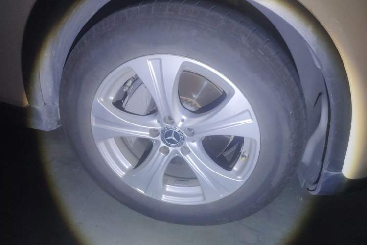 Used Mercedes-Benz GLC 2020 GLC 260 L 4MATIC Dynamic Model Right Front Wheel Hub