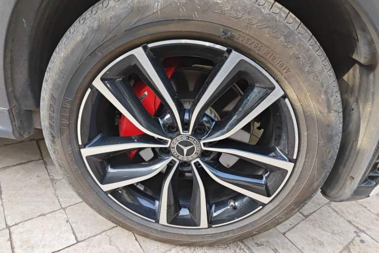 Used Mercedes-Benz GLC 2020 Facelift GLC 300 L 4MATIC Dynamic Edition Right Front Wheel Hub