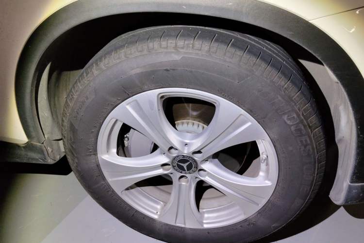 Used Mercedes-Benz GLC 2020 GLC 260 L 4MATIC Dynamic Model Right Front Wheel Hub