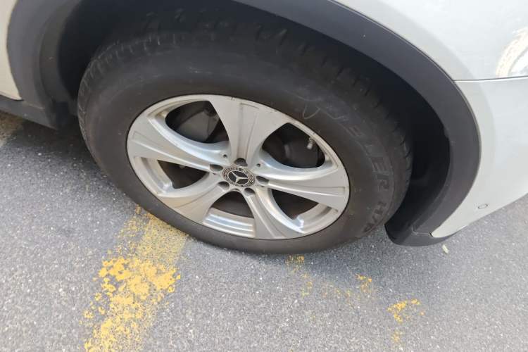 Used Mercedes-Benz GLC 2020 Facelifted GLC 260 L 4MATIC Dynamic Edition Right Front Wheel Hub