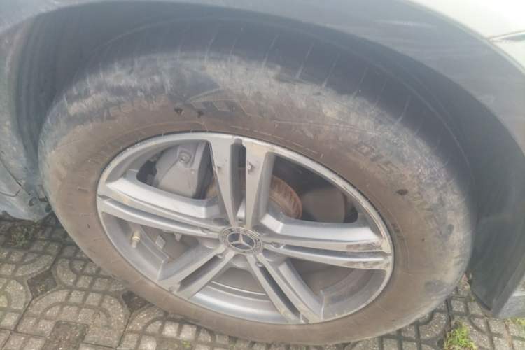 Used Mercedes-Benz GLC 2020 Facelifted GLC 260 L 4MATIC Dynamic Edition Right Front Wheel Hub