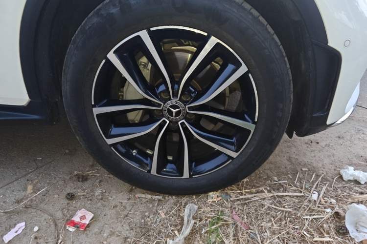 Used Mercedes-Benz GLC 2020 Facelift GLC 300 L 4MATIC Dynamic Edition Right Front Wheel Hub