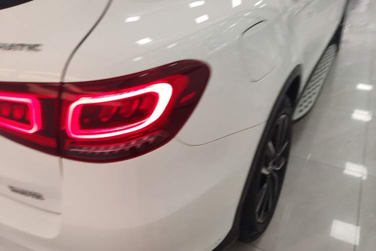 Used Mercedes-Benz GLC 2020 Facelift GLC 260 L 4MATIC Luxury Edition Right Rear Taillight