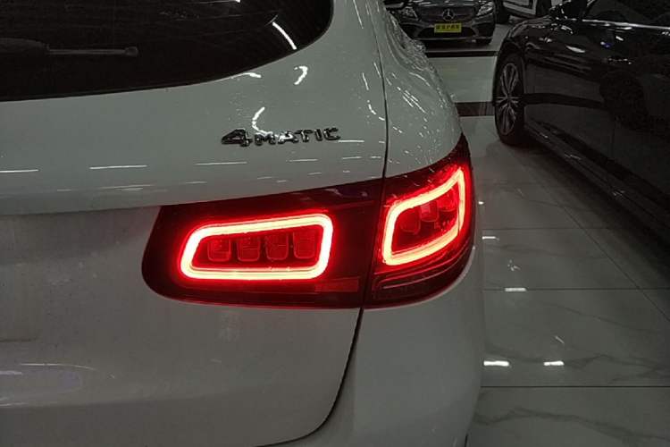 Used Mercedes-Benz GLC 2020 Facelifted GLC 300 L 4MATIC AMG-Line Right Rear Taillight