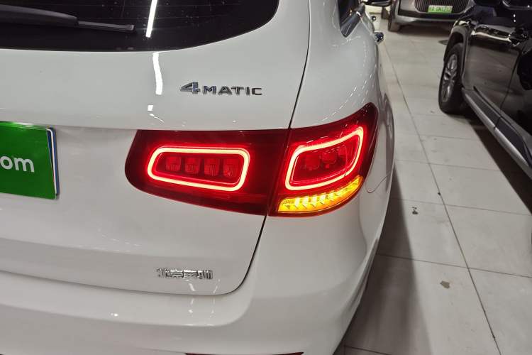 Used Mercedes-Benz GLC 2020 Facelift GLC 260 L 4MATIC Luxury Edition Right Rear Taillight