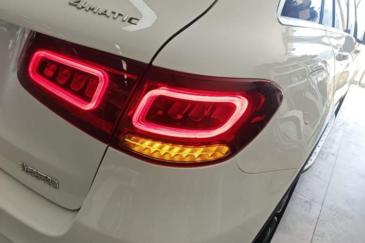 Used Mercedes-Benz GLC 2020 GLC 300 L 4MATIC Luxury Model Right Rear Taillight
