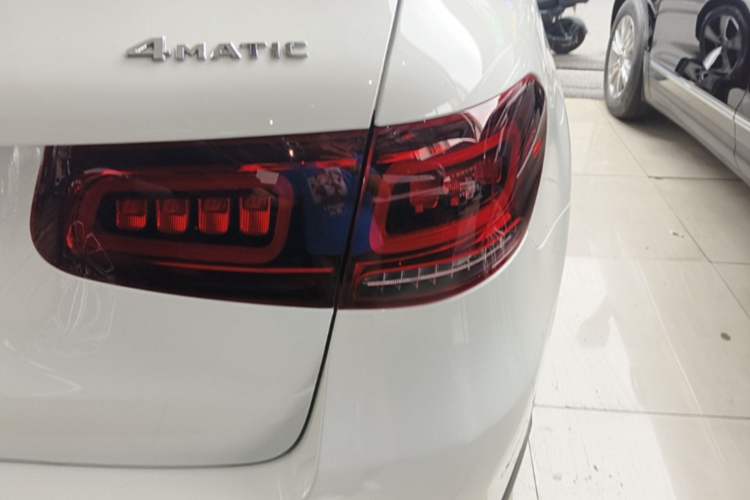 Used Mercedes-Benz GLC 2020 Facelifted GLC 300 L 4MATIC Luxury Edition Right Rear Taillight