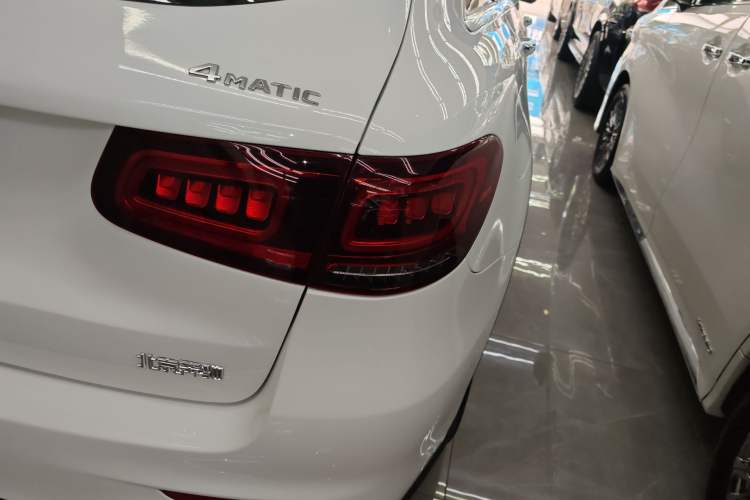 Used Mercedes-Benz GLC 2020 Facelift GLC 260 L 4MATIC Luxury Edition Right Rear Taillight