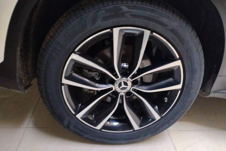 Used Mercedes-Benz GLC 2020 GLC 300 L 4MATIC Dynamic Edition Right Rear Wheel Hub