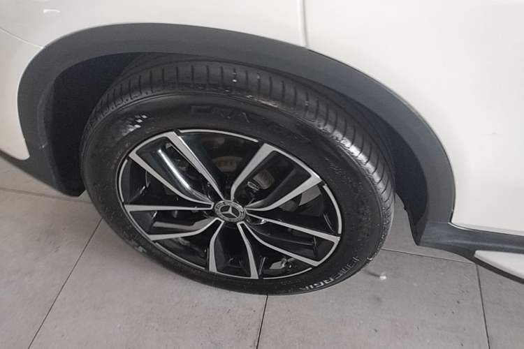 Used Mercedes-Benz GLC 2020 GLC 300 L 4MATIC Dynamic Edition Right Rear Wheel Hub